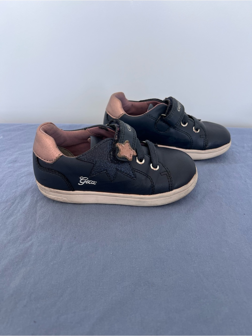 Geox Kids Navy Sneakers with Pink Star Accent